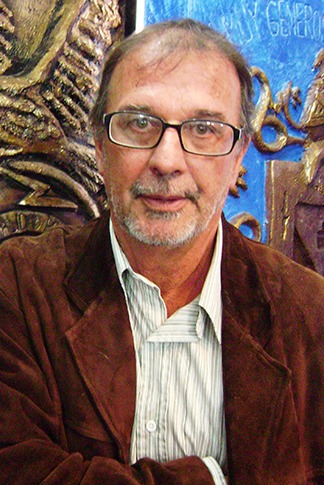 Rafo León