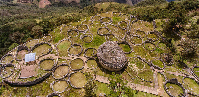 Fortaleza de Kuélap: Descubre la joya arquitectónica de Perú