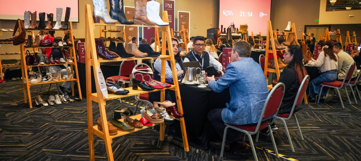 Peru Fashion: Jewelry, Footwear, and Accessories