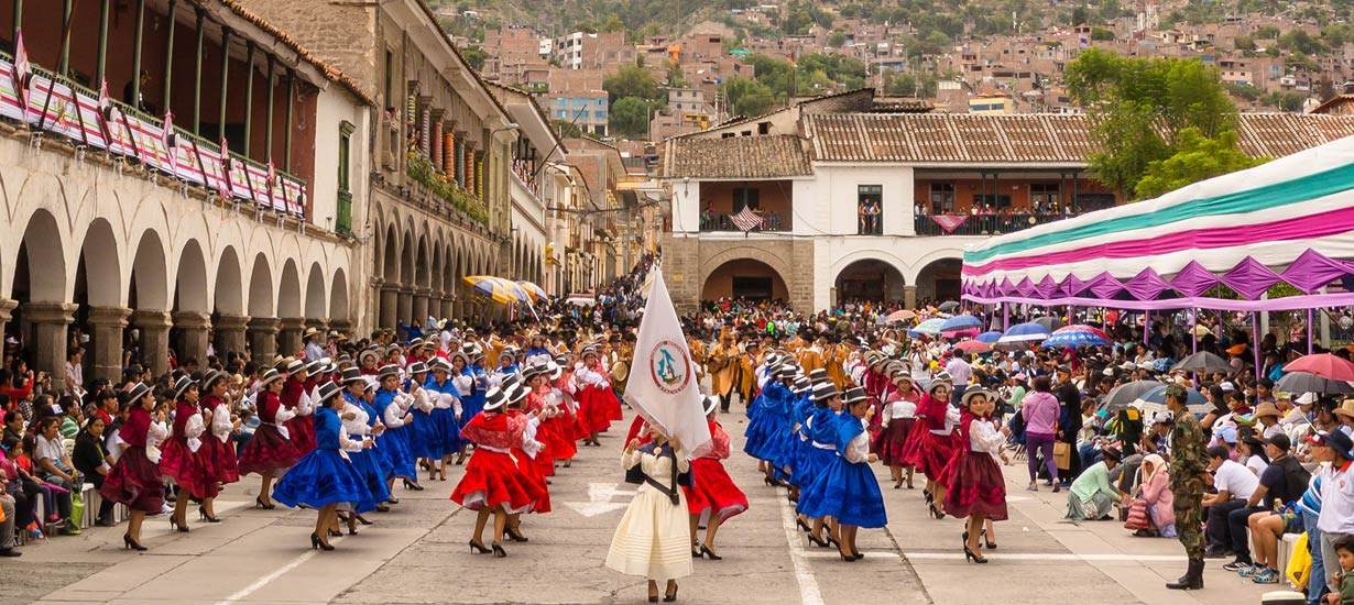 Carnaval Ayacuchano: tradición, música y color en el corazón de los Andes