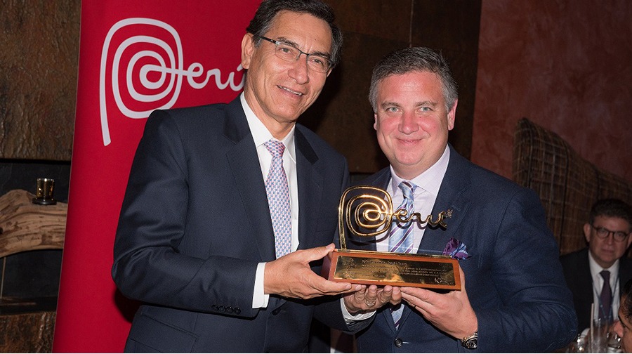 PROMPERÚ gives this award to foreigners who promote Peru's products and culture to the world.